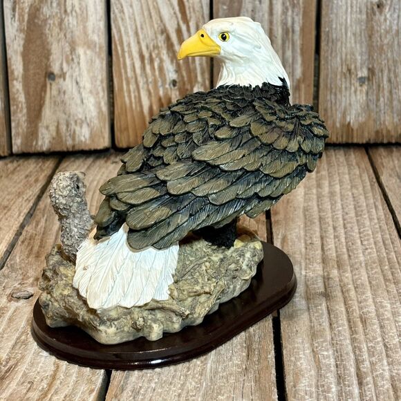 American Bald Eagle with Eaglet Sculpture on Wood Base - Picture 5 of 9